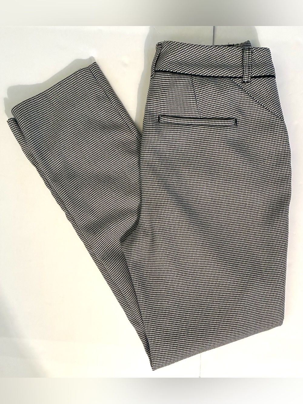 White House Black Market The Slim Ankle Patterned houndstooth Career Pant Size 0